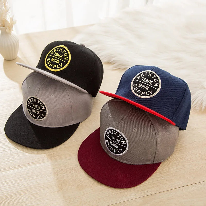 New Fashion Flat-Brimmed Baseball Cap Korean Hip Hop Snapback Cap Men Embroidery Letters All-match Sunshade Hat Women New Fashion Flat-Brimmed Baseball Cap Korean Hip Hop Snapback Cap Men Embroidery Letters All-match Sunshade Hat Women